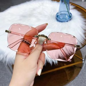 Rimless Gradient Square Sunglasses